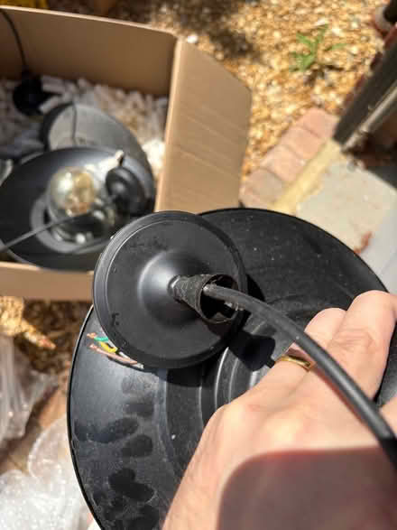 Photo of free 3 hanging ceiling lights (Sg49bh) #3