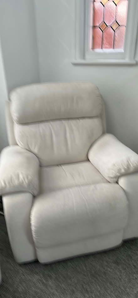 Photo of free 3+2+1 Electric Reclining Sofa Set (Prestwich) #3