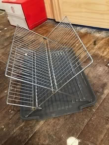 Photo of free dish rack (Toledo Ohio near Tecumseh St) #2