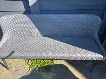 Photo of free Dining table bench (HU15 Brough) #1
