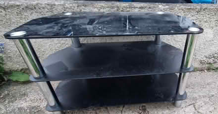 Photo of free Glass tv stand (Thorton heath) #1