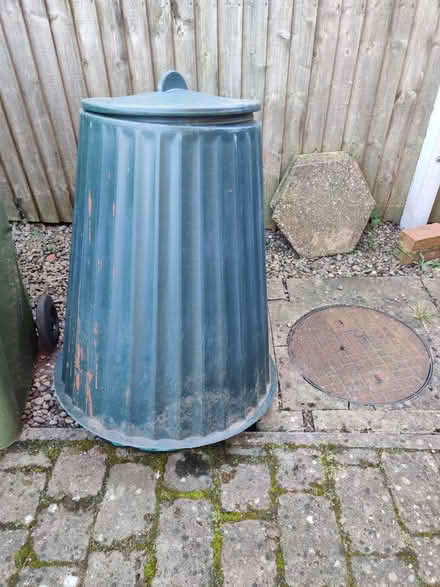 Photo of free Composting Bin (TF10) #1