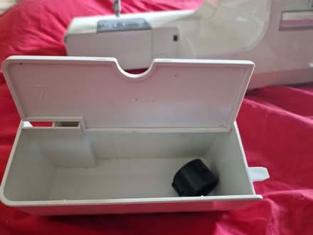 Photo of free Silver 2002 Sewing Machine. (Madley Park OX28) #2