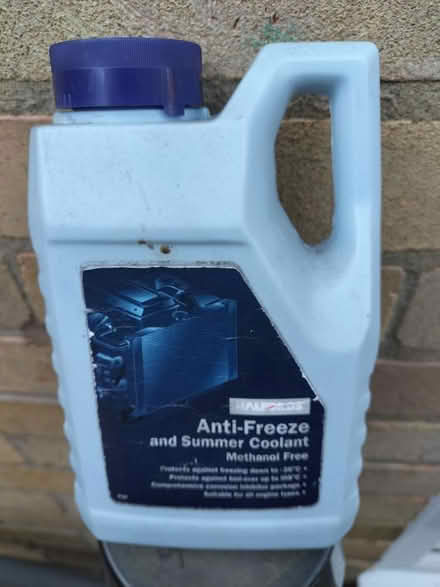 Photo of free Cleaners, garage clear out (NG8) #3