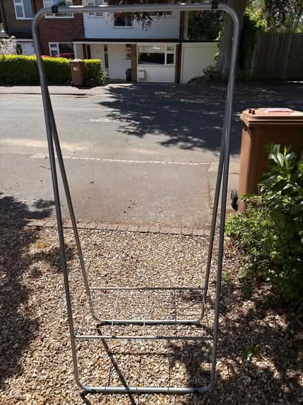 Photo of free Clothes rail (Sg49bh) #1