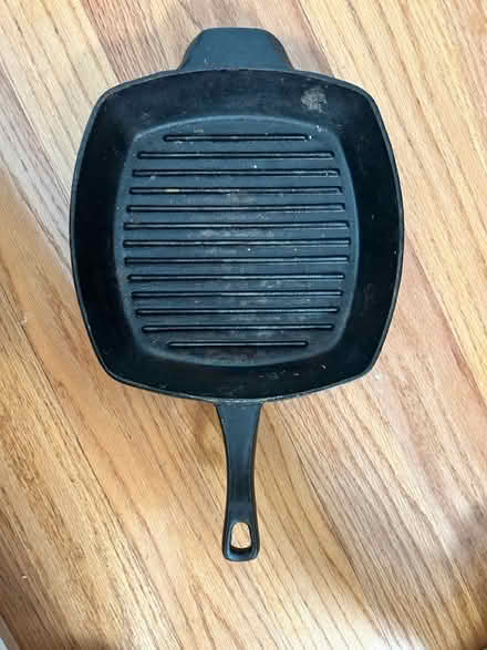 Photo of free Ridged Cast Iron Skillet (Chelsea) #2