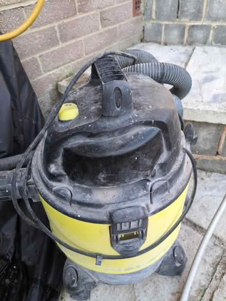Photo of free Workshop vac (Sothall S20) #1