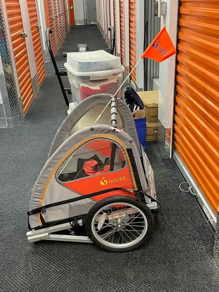 Photo of free Pet Bike Trailer (Just outside of Park Slope) #1