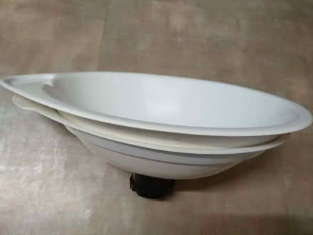 Photo of free small oval sink (Upper Bangor LL57) #1