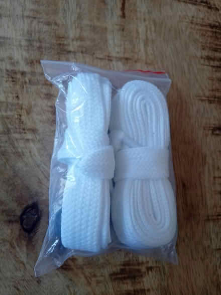 Photo of free White chunky shoe laces (SW2) #1