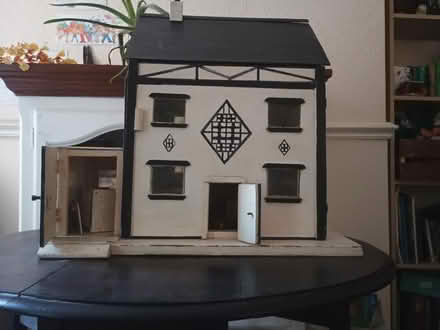 Photo of free Wooden dolls house (Abbey Hey M18) #2