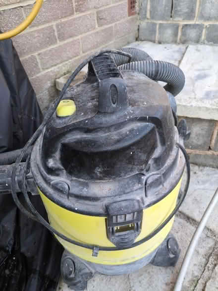Photo of free Workshop vac (Sothall S20) #1