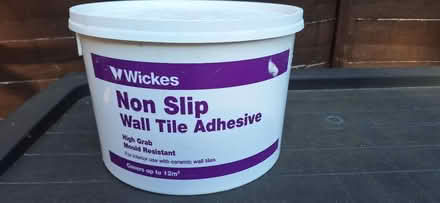 Photo of free Wickes wall tile adhesive 1/4 tub (Lower Sydenham) #1