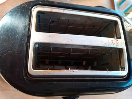 Photo of free Black toaster (Lawnswood, Leeds LS16) #3
