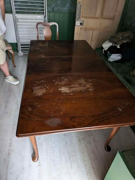 Photo of free Extendable dining room table with 4 chairs (Silverdale LA5) #3