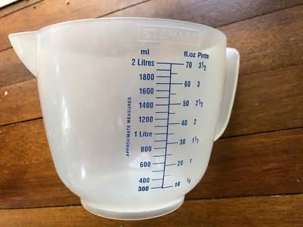 Photo of free Large plastic measuring jug (Liphook) #1