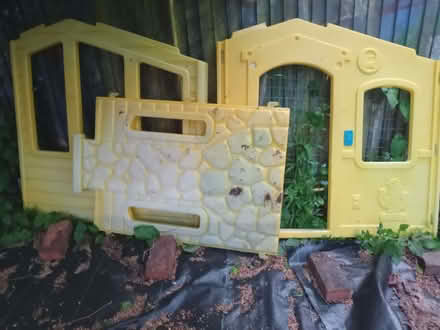 Photo of free Little Tykes playhouse (South Reading RG2) #2
