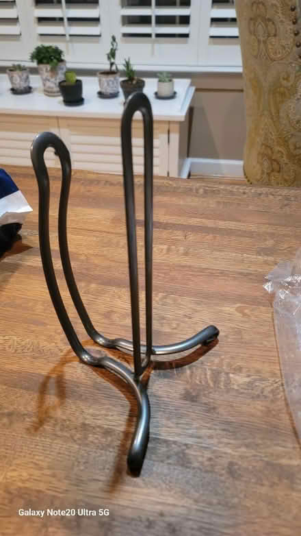 Photo of free Papertowel holder (Kensington) #2