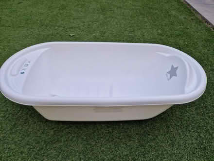 Photo of free Baby bath (Morden SM4) #1