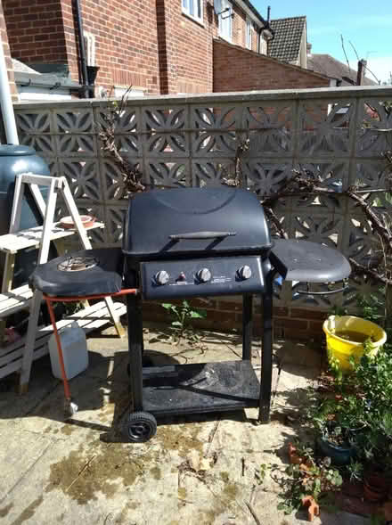 Photo of free 3-Burner Gas BBQ (CT2) #1