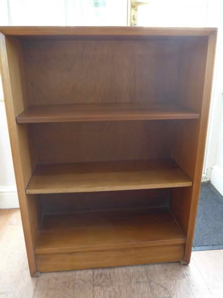 Photo of free Bookcase (Cam GL11) #1