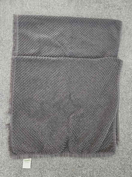 Photo of free 2 x Hand Towels (Bestwood Park Estate NG5) #1