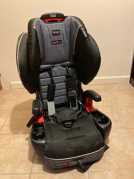 Photo of free Child Car Seat (Tenafly) #1