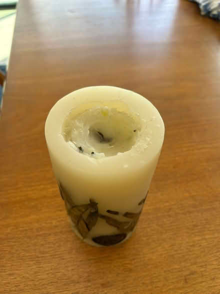 Photo of free Large Autumn Style Candle (Penn HP10) #2