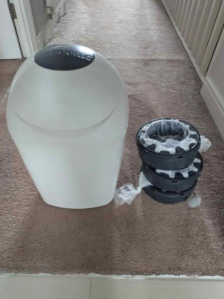 Photo of free Tommee Tippee diaper bin (New Eltham) #1