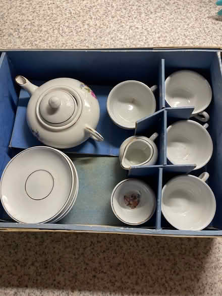 Photo of free Child’s tea set (Newbury - RG14) #2