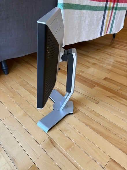 Photo of free 17 inch Dell TFT Monitor (Centretown) #2