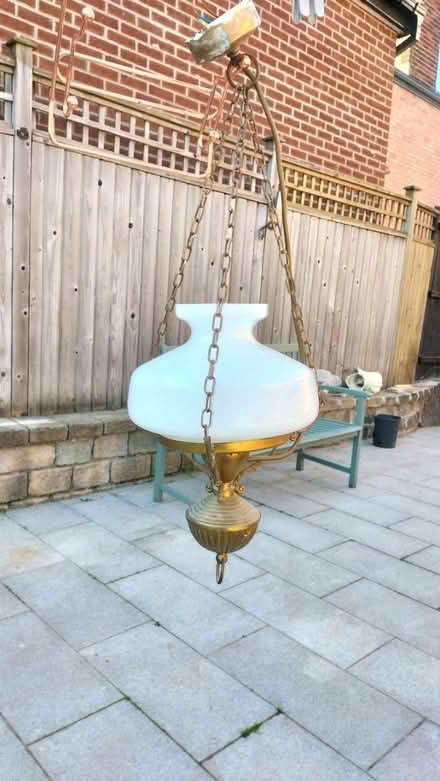 Photo of free Cute old Lamp - working (Belfast BT11) #1