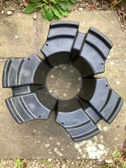 Photo of free A stand for a water butt. (Westbury on Trym BS9) #4