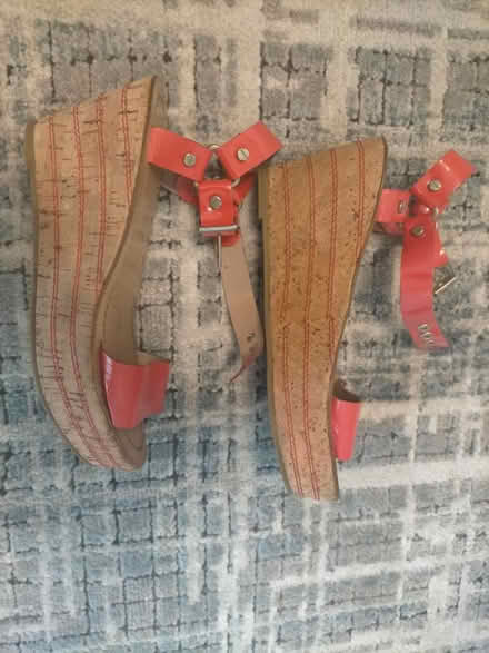 Photo of free Size 3 in very good condition (Stevenage) #4