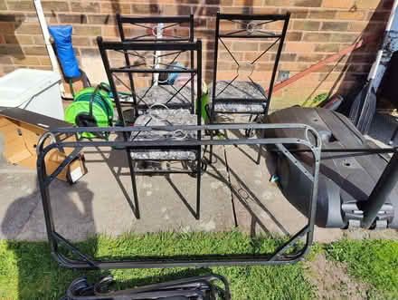 Photo of free Rectangle Glass Dining Table & 5 Chairs (Roby L36) #2