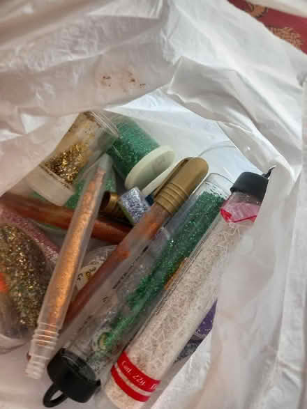 Photo of free Christmas cards craft box (Northcourt OX14) #3