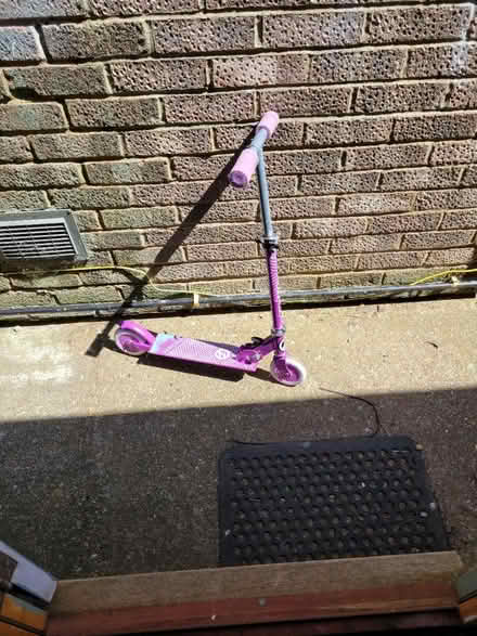 Photo of free Kids scooter (Linslade, LU7) #1
