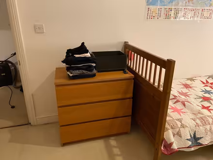 Photo of free Chest of drawers (Holland Park W14) #1