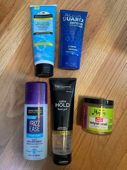 Photo of free Miscellaneous Hair Products (Wilmette - Lake & Illinois) #1