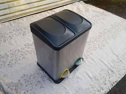 Photo of free Double pedal bin (2ร 15L) (W5 Ealing / Montpelier) #2