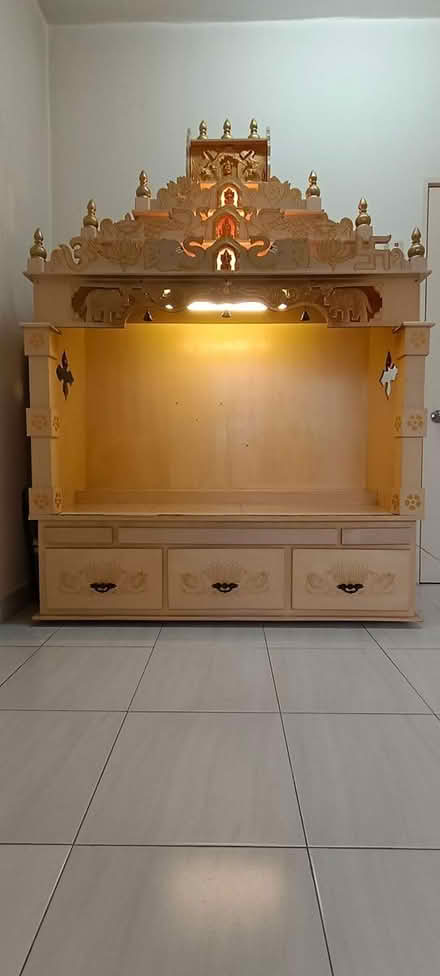 Photo of free Altar (Koi kinrara puchong.) #2