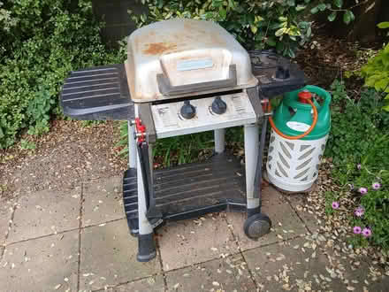 Photo of free Gas BBQ Twin burner (Ard na Mara) #2