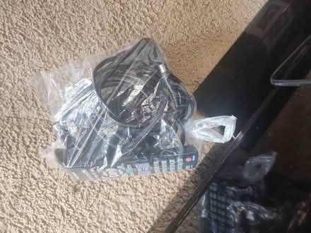 Photo of free 40 inch TV fully working (Stonehouse) #3