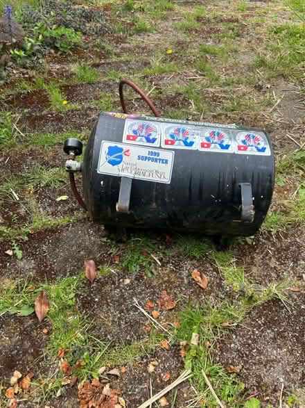 Photo of free Air Tank (Northeast Seattle) #3