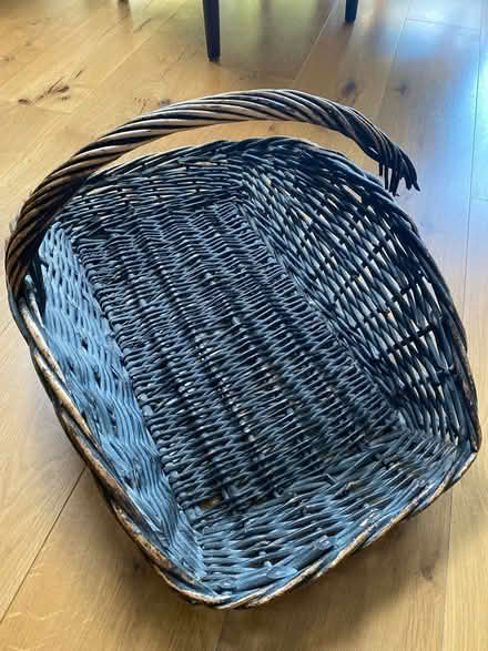 Photo of free Large basket (Sw195qb) #1