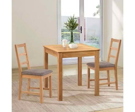 Photo of Small dining table and chairs (Brixton SW2) #1
