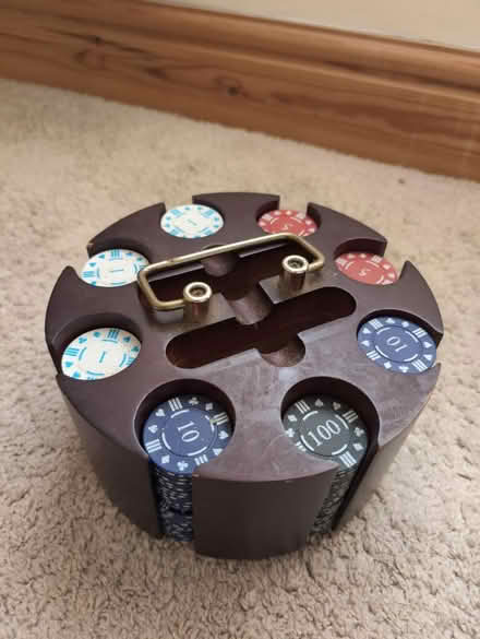 Photo of free Poker chip set (New Brighton) #1