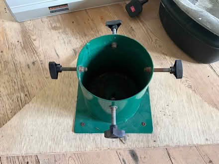 Photo of free Christmas tree stand (Hanover BN2) #1