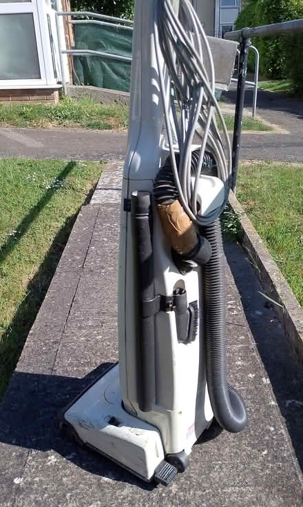 Photo of free Vacuum cleaner (Keynsham Memorial Park BS31) #2