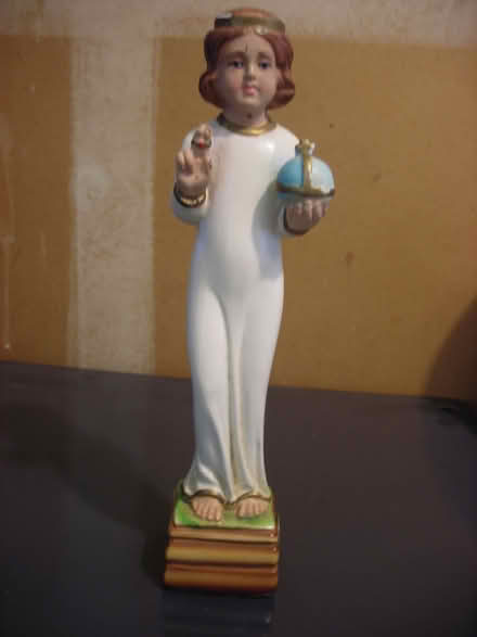 Photo of free Infant of Prague statue (Swarthmore area) #1